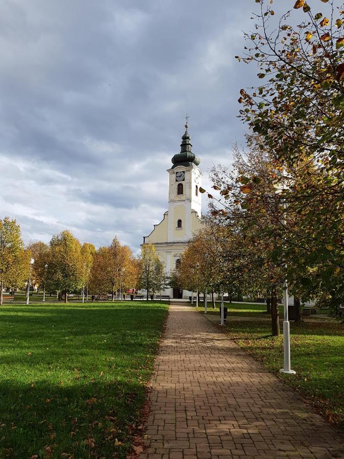 St. Hubert Hunting Lodge Ogulin Exterior foto